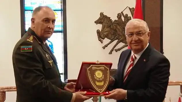 Bakan Güler, Azerbaycan Genelkurmay Başkanı Veliyev'i kabul etti