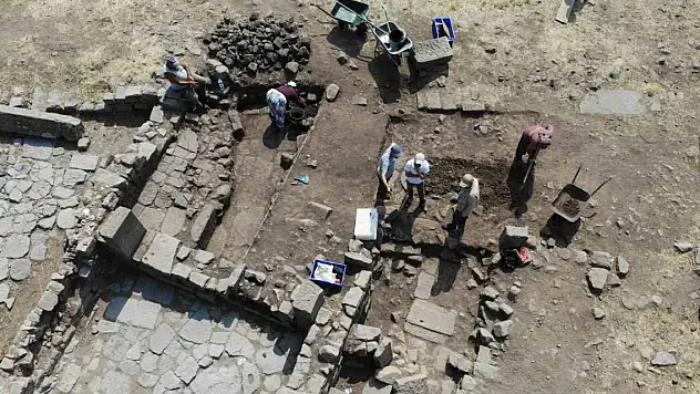 Bu buluntular 2 bin 300 yıl önceki yaşam izlerine ışık tutacak