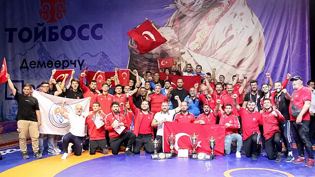 Milli Güreşçiden önemli başarı! Karatay'ın adını dünyaya duyurdu