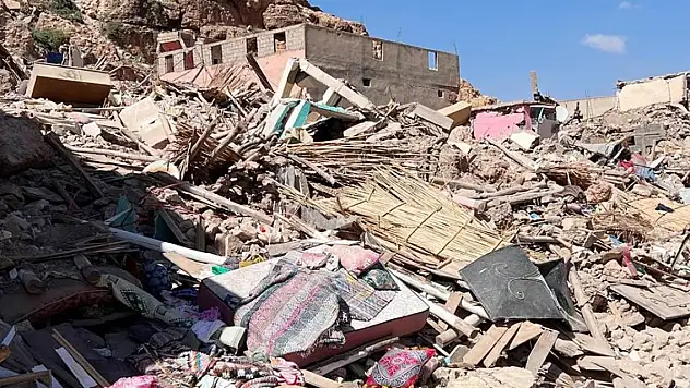 Fas'taki depremde yaklaşık 50 bin ev tamamen veya kısmen yıkıldı