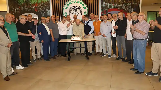 TSYD yeni yaşını kutladı