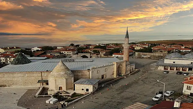 Dünya Mirası Listesi'ne iki alanının daha eklenmesiyle Türkiye'deki miras alanı 21'e ulaştı