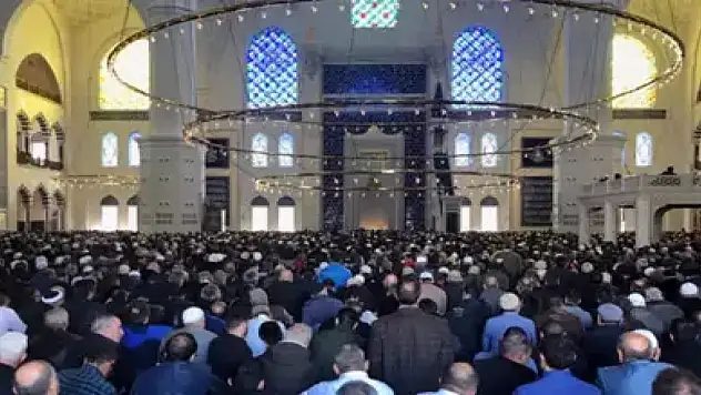 Mevlid-i Nebi idrak edilecek