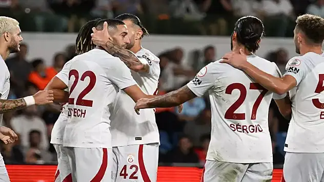 Aslan seriye bağladı!