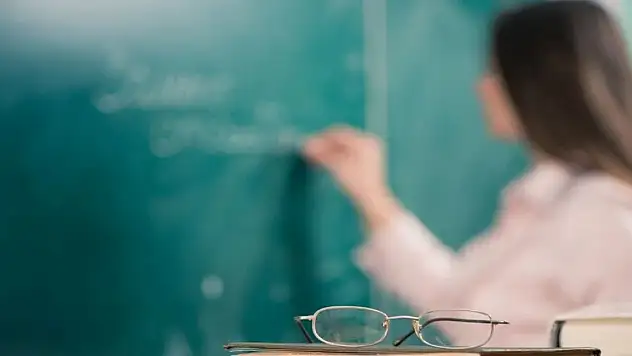 Bakan Tekin duyurdu! Sınav ücreti kararı