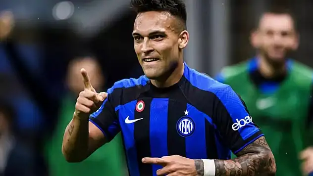 Oyuna sonradan girdi, 4 gol attı!