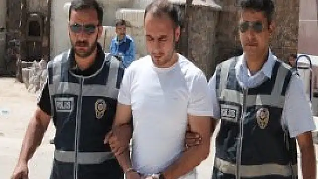 Vurdu ' Biz namusumuz için yaşarız dedi'