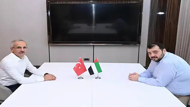 Türkiye'nin ''dörtlü mutabakat'' teklifine BAE'den olumlu cevap