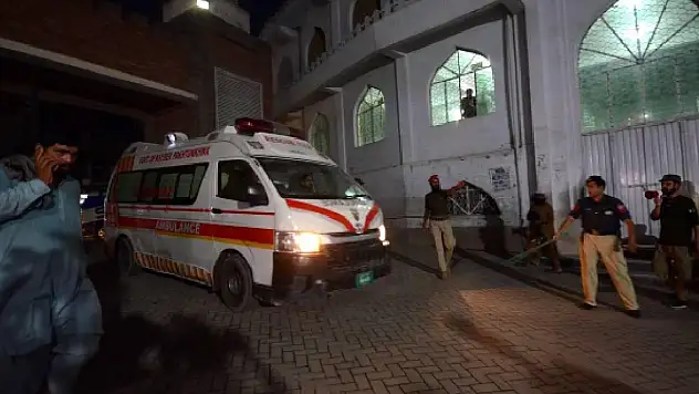 Pakistan'daki terör saldırılarında ölü sayısı 65'e yükseldi