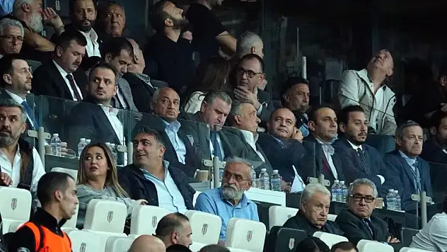 TFF Başkanı Büyükekşi, Beşiktaş Stadyumu'nu terk etti