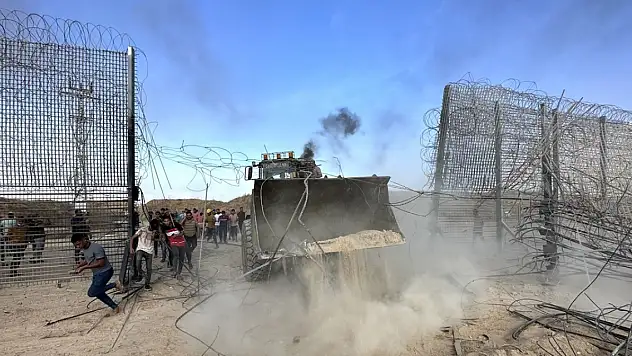 İsrail Başbakanı Netanyahu: 'Bu bir operasyon veya karşılıklı saldırı değil, savaş'