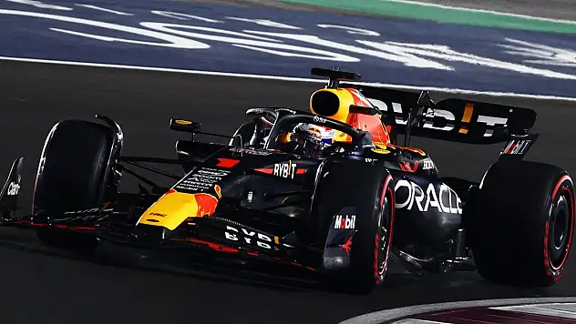 Max Verstappen üst üste 3. kez şampiyon!