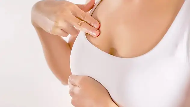 Uzmanlar, meme kanserinden korunmak için yapılması gerekenleri anlattı