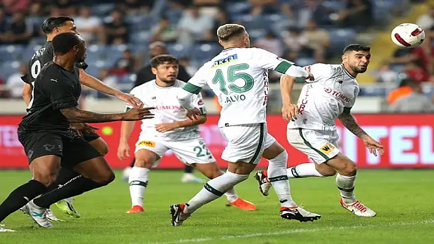 Konyaspor'da futbolcular izne çıktı!