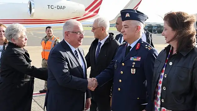 Bakan Güler, NATO Savunma Bakanları Toplantısı'na katılmak üzere Belçika'ya gitti