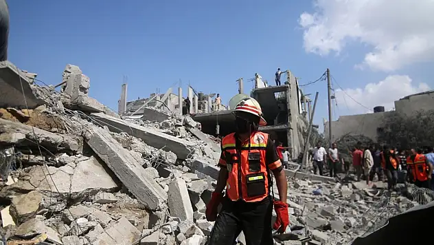 DSÖ: Gazze'ye tıbbi hizmetlerin için bir insani koridora ihtiyacımız var