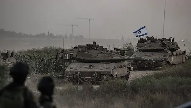 İsrail güvenlik güçleri Gazze'ye karadan giriş yapmaya hazırlanıyor
