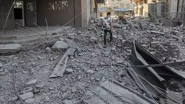 İsrail çocuk hastanesini fosfor bombalarıyla vurdu!