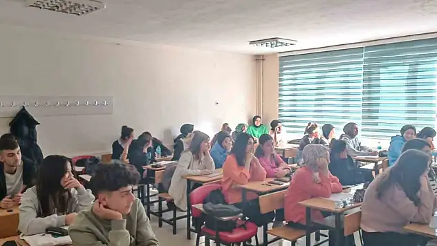 Konya Karapınar'daki kurslara yoğun ilgi