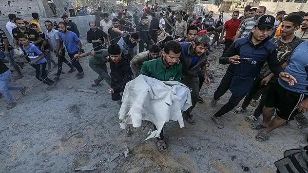 İsrail son 24 saatte Gazze Şeridi'nde 369 Filistinliyi öldürdü