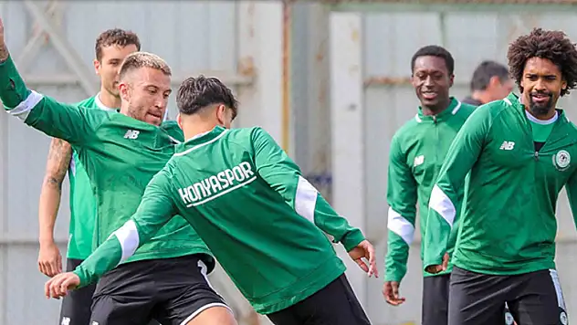 Konyaspor, Pendikspor maçının taktiğini çalıştı!