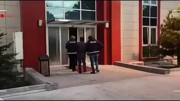 FETÖ'ye 'Kıskaç' operasyonunda 10 tutuklama