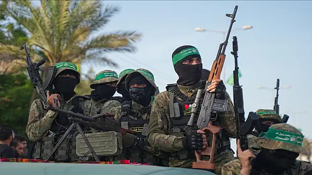 Hamas'tan esir takası teklifi: 'Tüm esirleri karşılıklı olarak serbest bırakalım'