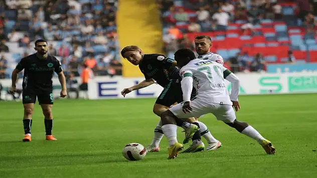 Adana Demirspor-Konyaspor, Siyah-beyaz fark!