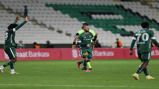 Konyaspor'a can suyu oldu!