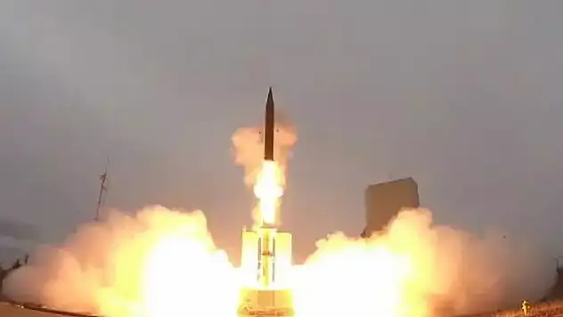 İsrail, Arrow füze savunma sistemini ilk defa kullandı