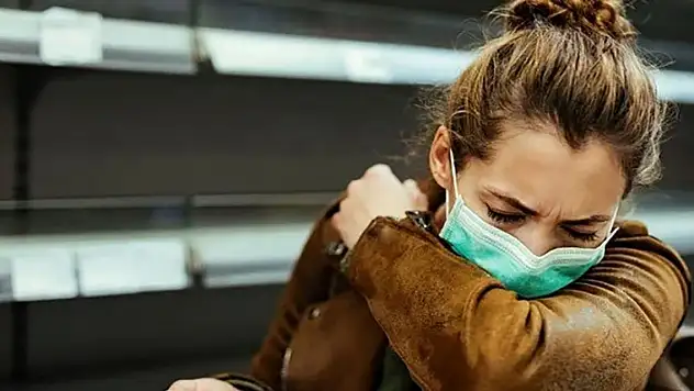 Yeni varyanta karşı güncellenmiş aşı yok! Maske şart