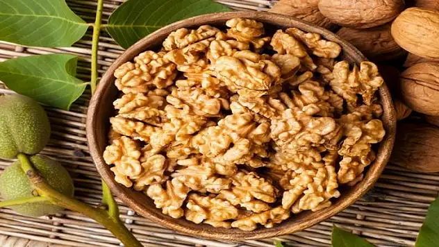 Yaşınız 40'ı geçtiyse mutlaka tüketin!