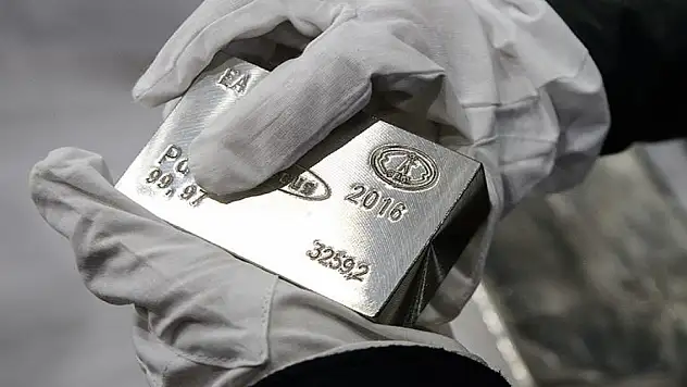 Paladyum fiyatları dibi gördü