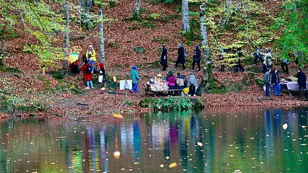 Türkiye'deki eşsiz manzaralardan biri! Akın akın gidiyorlar