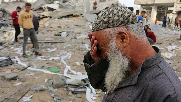 İsrail'in Gazze'ye saldırıları 37. gününde şiddetlenerek sürüyor