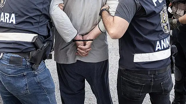 Son dakika! FETÖ/PDY'nin kamu mahrem yapılanmasına operasyon