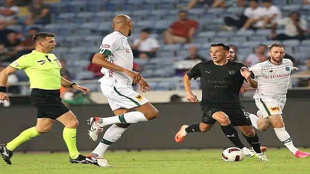 Konyaspor'da N'Zonzi ilki yaşadı!