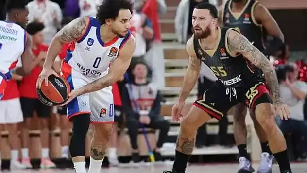 Anadolu Efes'ten Fransa'da hayati galibiyet!