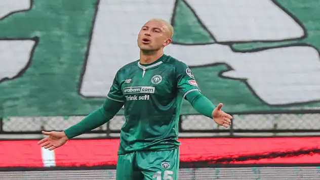 Konyaspor'da Calvo düşündürüyor!