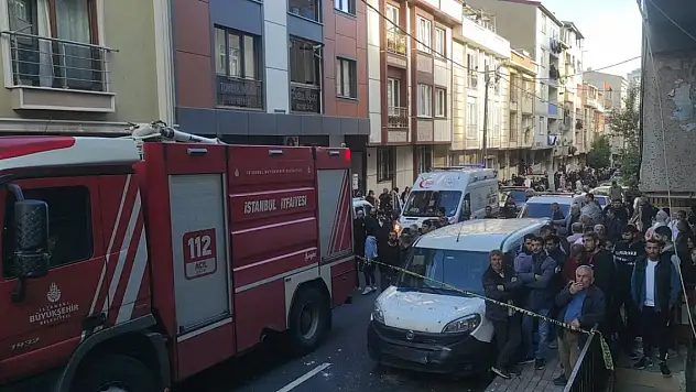 Son Dakika! Küçükçekmece'de doğalgaz patlaması: 1 ölü, 2'si ağır 5 yaralı