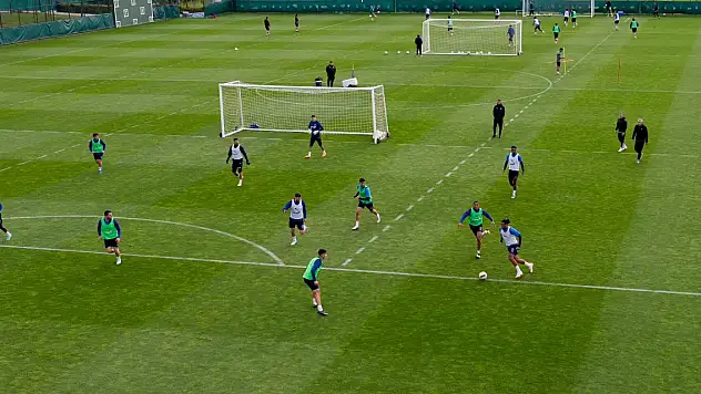 Paşa'da Konyaspor mesaisi devam ediyor!