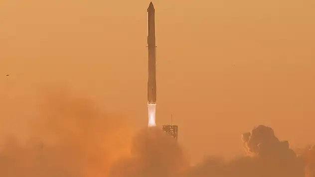 Starship'in test uçuşunun 8'inci dakikasında roketle bağlantı kesildi