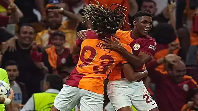 Galatasaray yıldızı ile anlaşma sağlayamıyor!