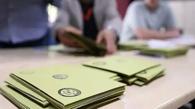 AK Parti'de yerel seçim 'temayül komisyonları' başkanları belli oldu