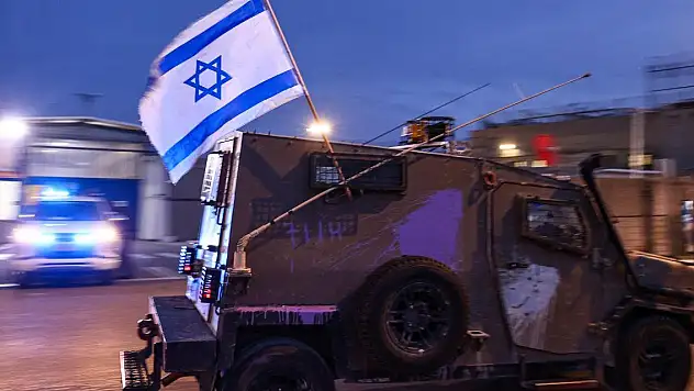 İsrail güçleri Batı Şeria'da 2 hastaneyi kuşattı