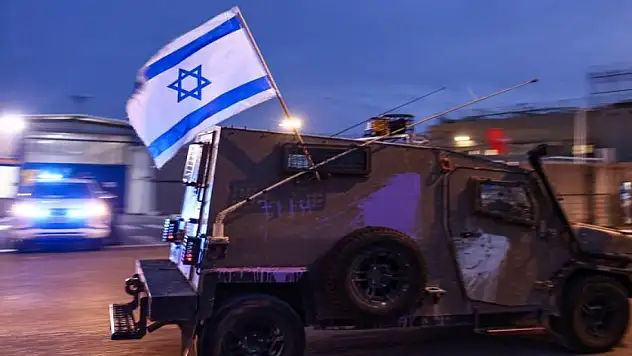 İsrail güçleri Batı Şeria'da 2 hastaneyi kuşattı