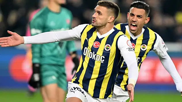 Fenerbahçe ikinci yarıda açıldı