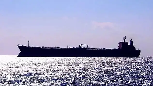 İsrailli iş adamına ait kargo gemisi Yemen açıklarında kaçırıldı!