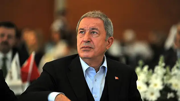 Hulusi Akar: İsrail'de nükleer silah, Filistin'de sapan taşı var