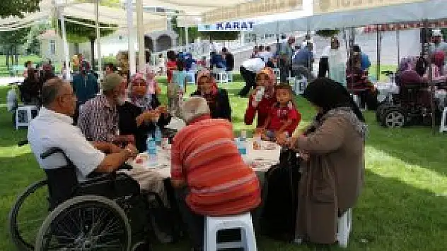 Engelliler piknik programında buluştu